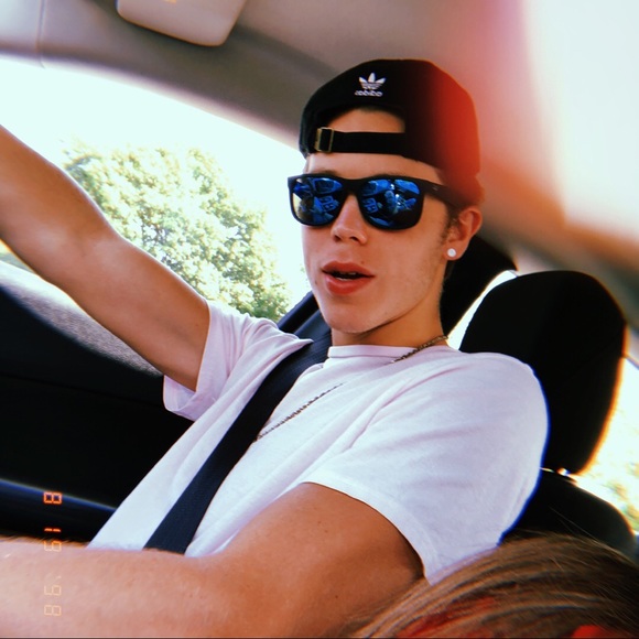 Meet your Posher, Drake - Picture 1 of 1